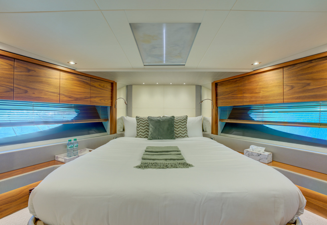 Bed linen yacht supplies