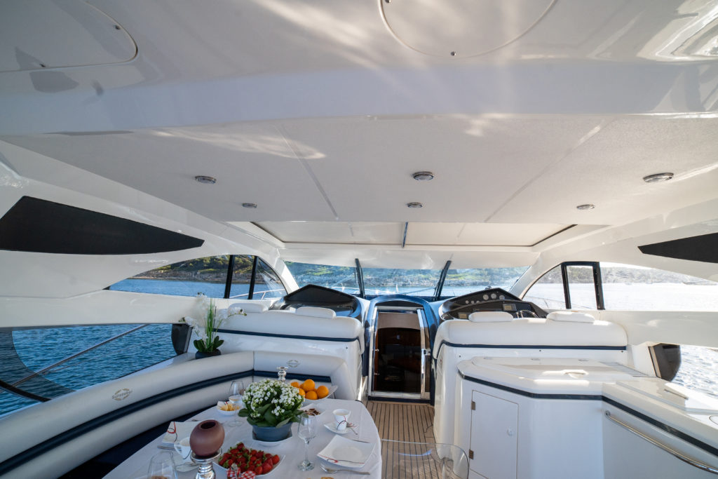 Interior and exterior supplies for yachts &amp; villas supplies